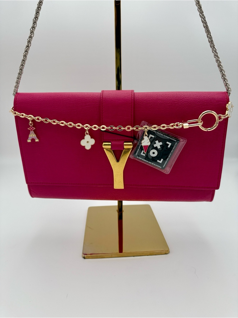 ✨✨YSL Fuchsia Leather Classic Y-Ligne Clutch Bag - Excellent Vintage